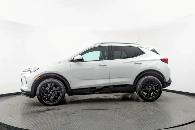 2024 Buick Encore GX Sport Touring photo 1