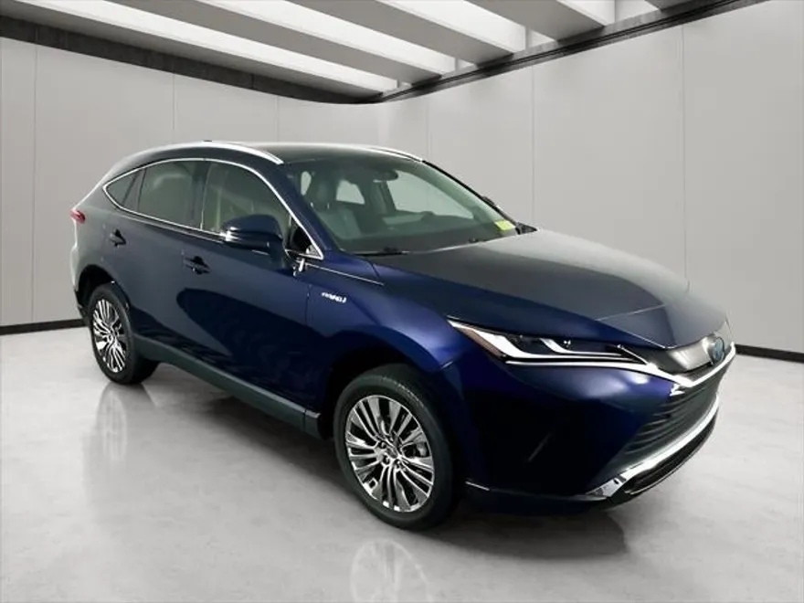 2021 Toyota Venza XLE photo 1