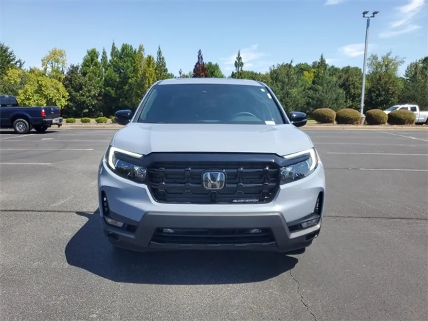 2025 Honda Ridgeline Black Edition photo 1
