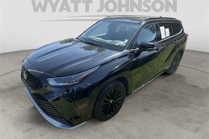 2024 Toyota Highlander XSE photo 1