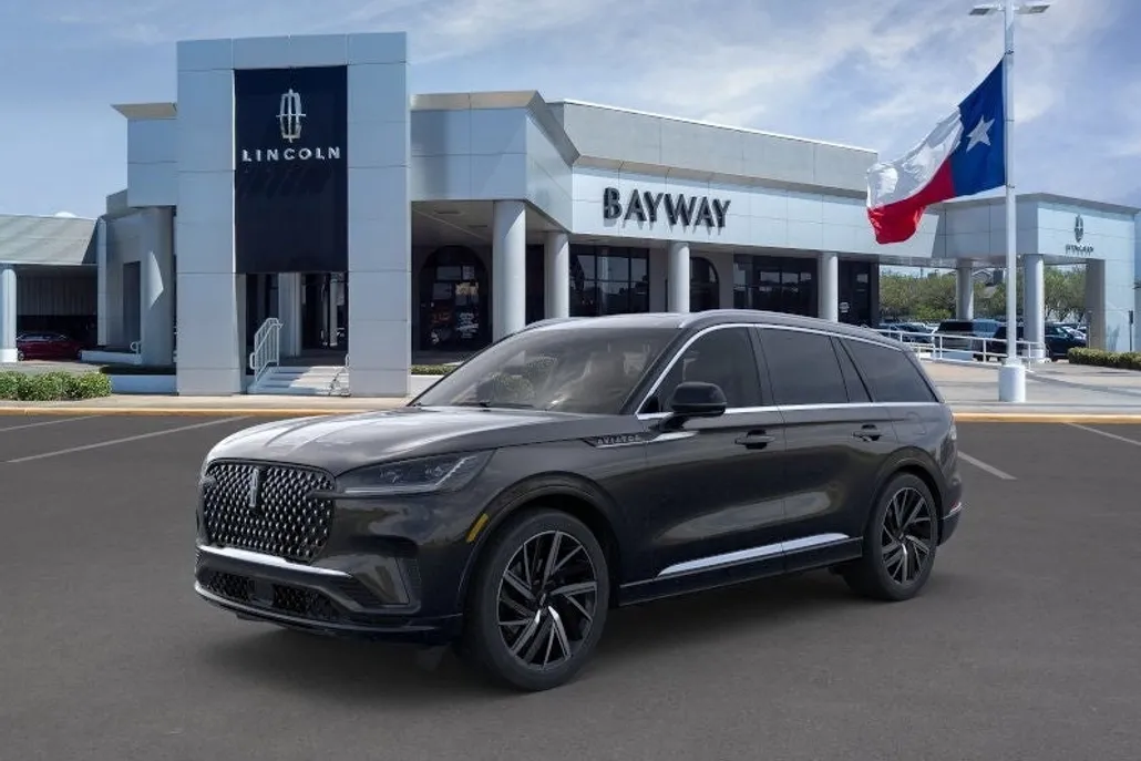 2025 Lincoln Aviator Black Label photo 1