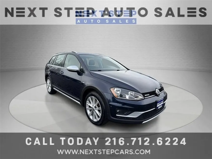 2017 Volkswagen Golf Alltrack TSI SE 4Motion photo 1