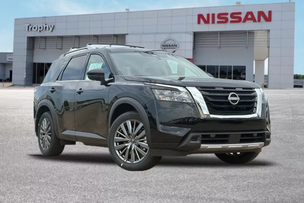 2025 Nissan Pathfinder SL photo 1