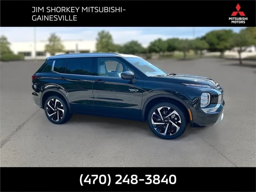 2025 Mitsubishi Outlander PHEV photo 1