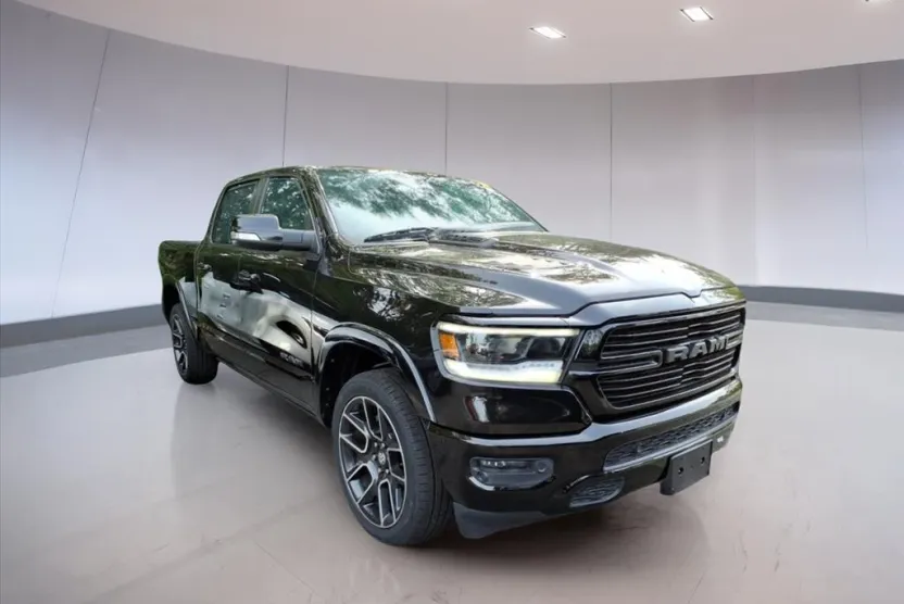 2019 Ram 1500 Laramie photo 1