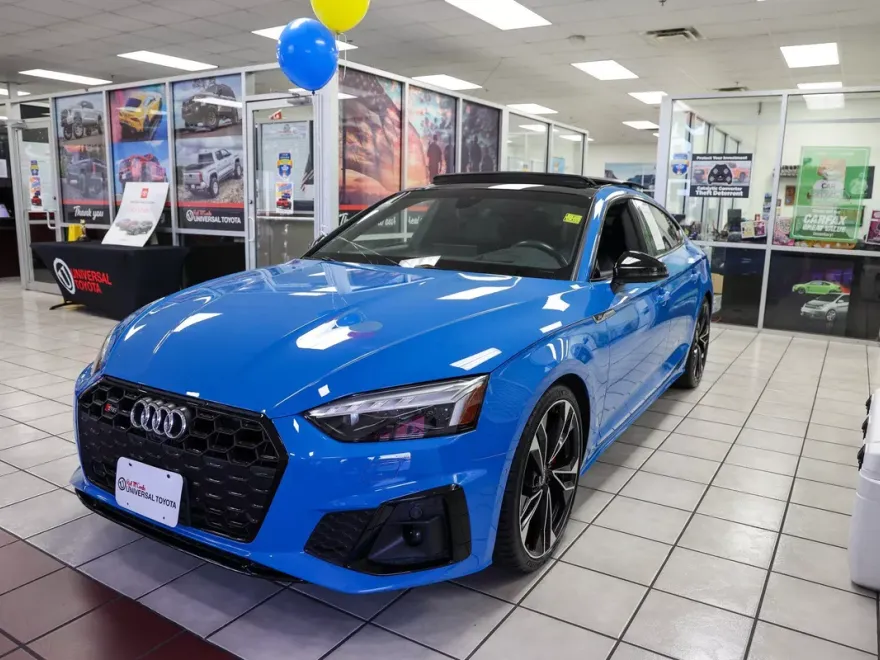 2021 Audi S5 Prestige photo 1