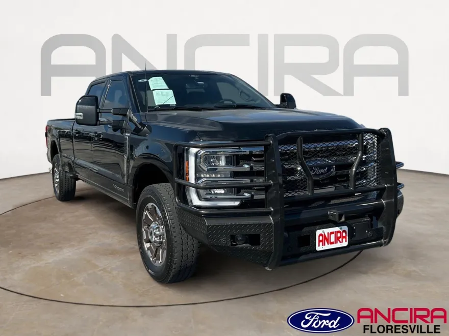 2024 Ford F-350 King Ranch photo 1