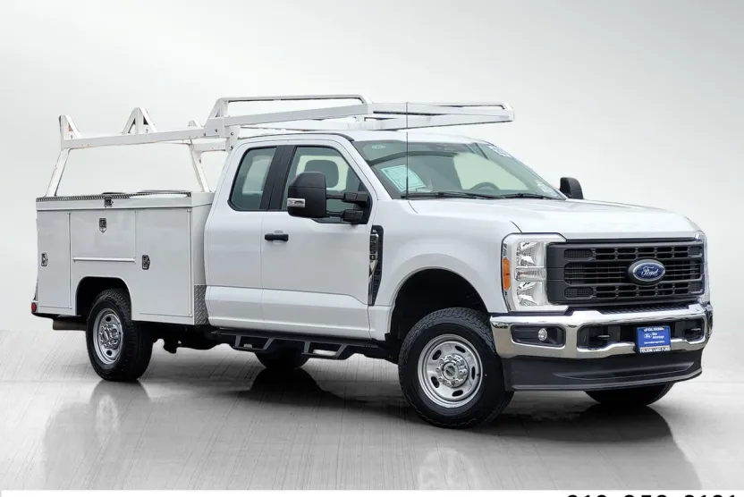 2023 Ford F-250 XL photo 1