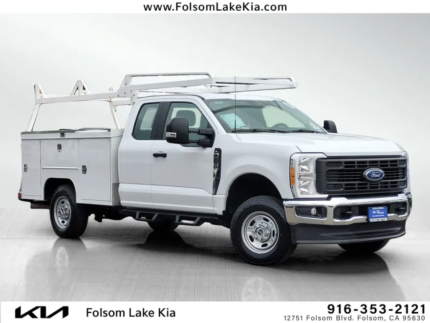 2023 Ford F-250 XL photo 1