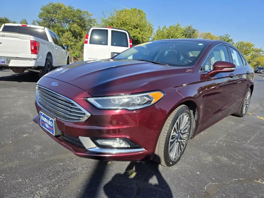 2017 Ford Fusion SE photo 1