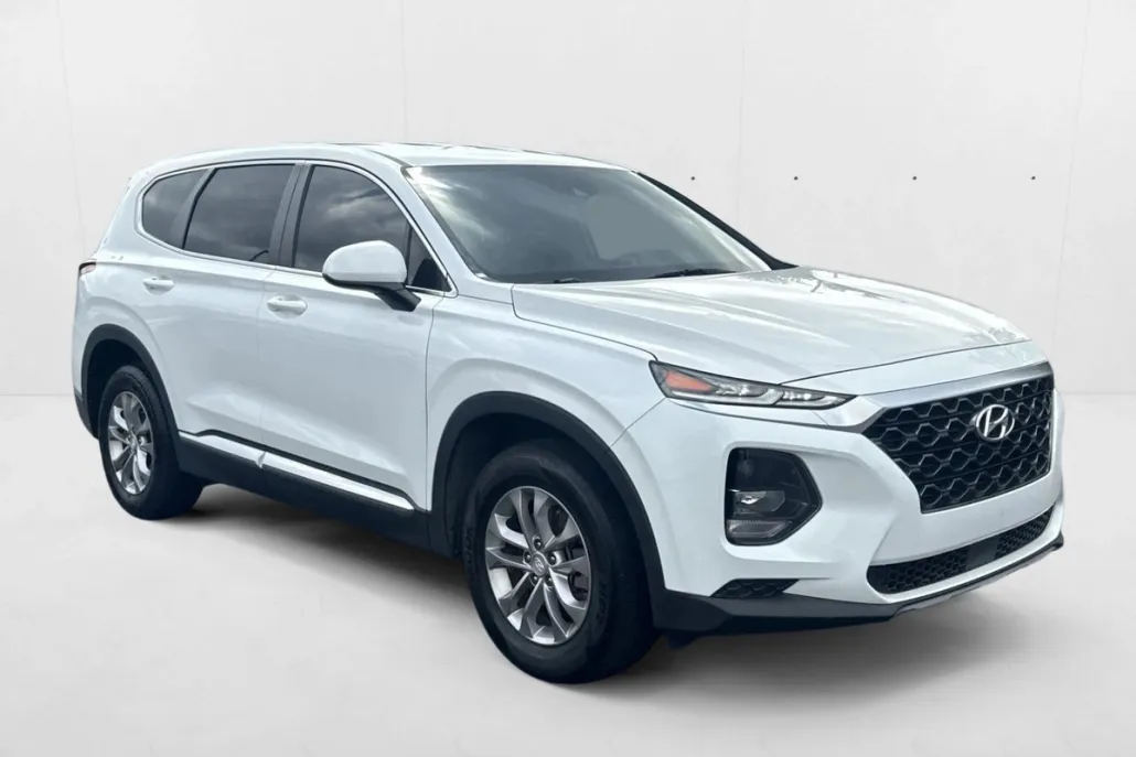 2019 Hyundai Santa Fe SE photo 1
