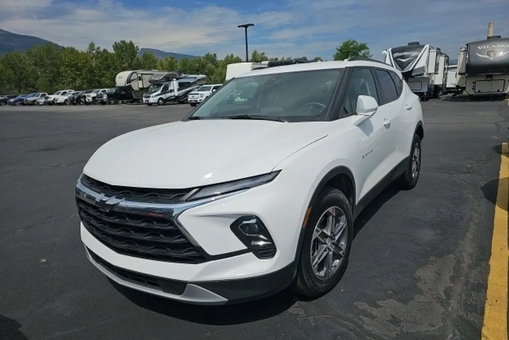 2023 Chevrolet Blazer 2LT photo 1
