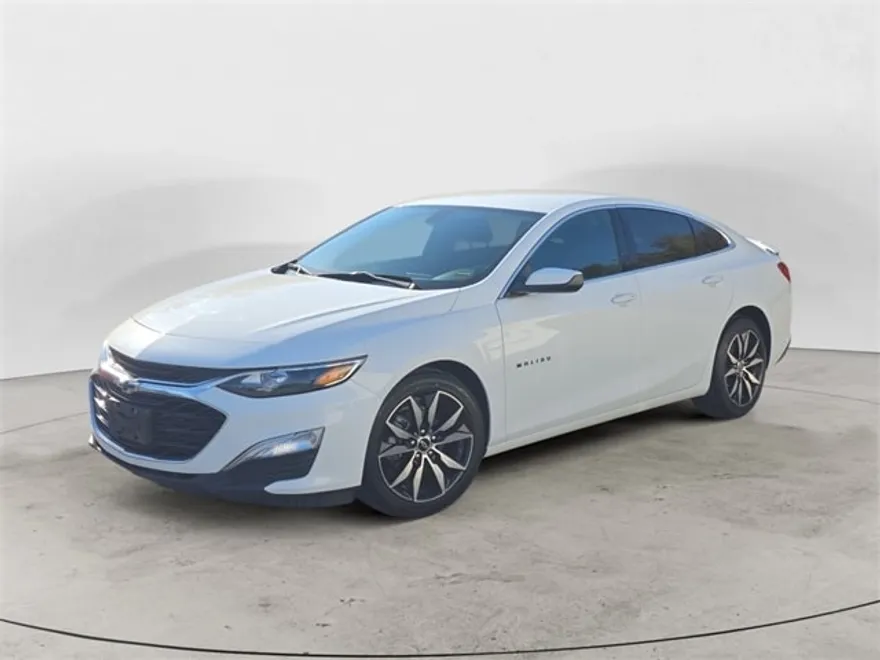 2020 Chevrolet Malibu RS photo 1