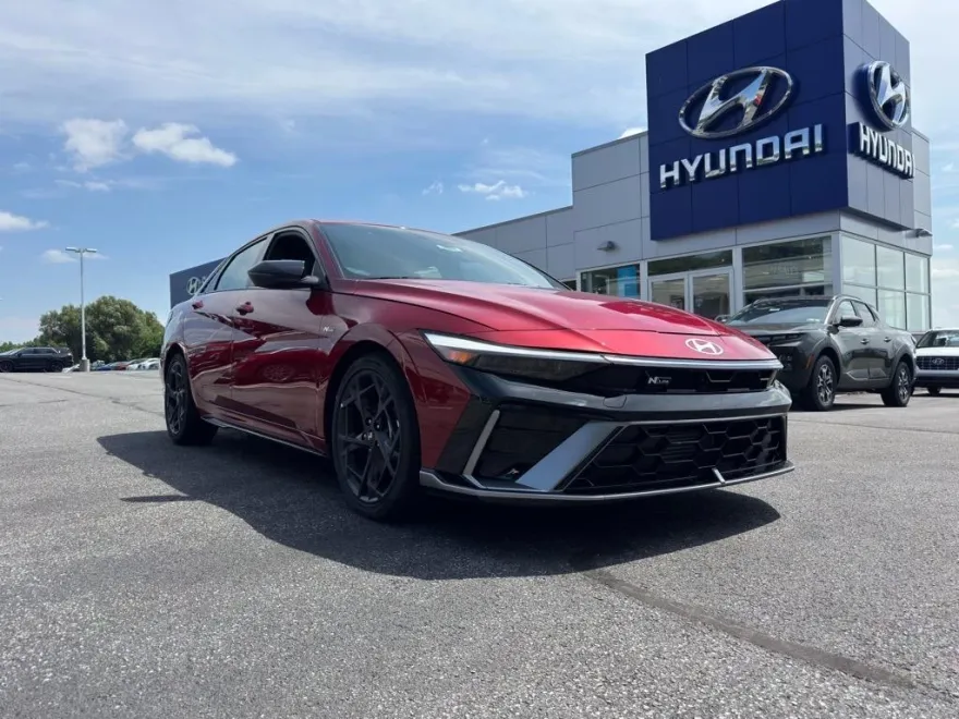 2025 Hyundai Elantra N Line photo 1