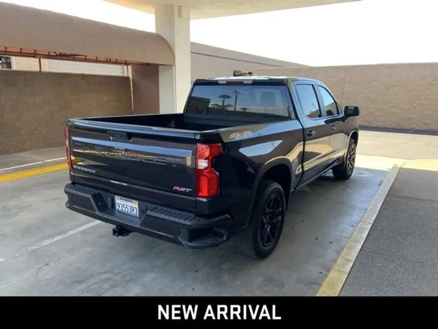 2023 Chevrolet Silverado 1500 RST photo 1