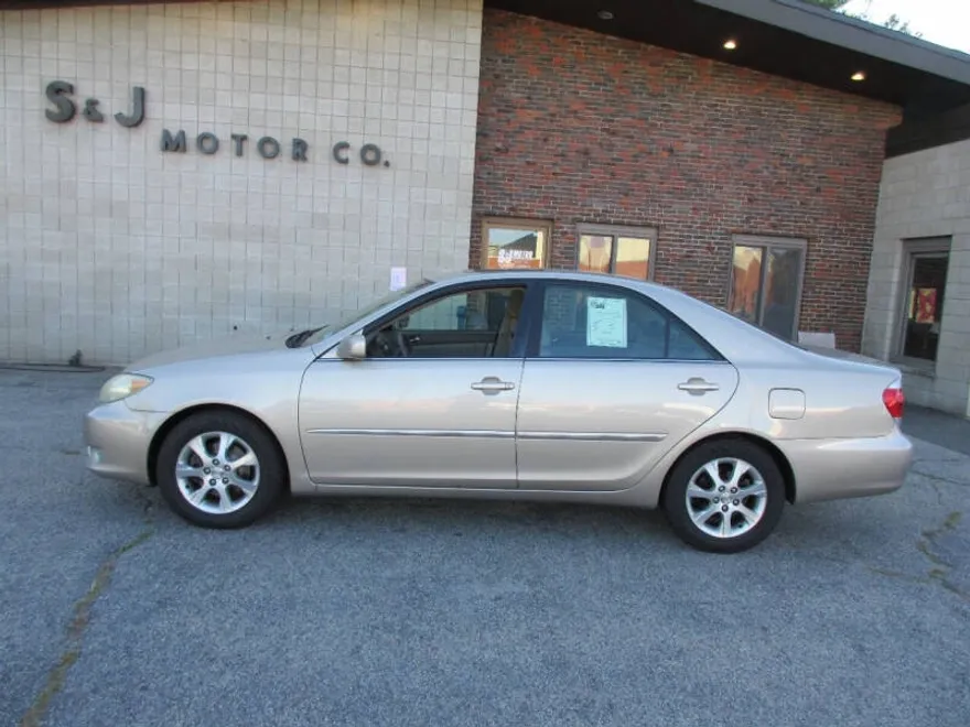 2006 Toyota Camry XLE V6 photo 1