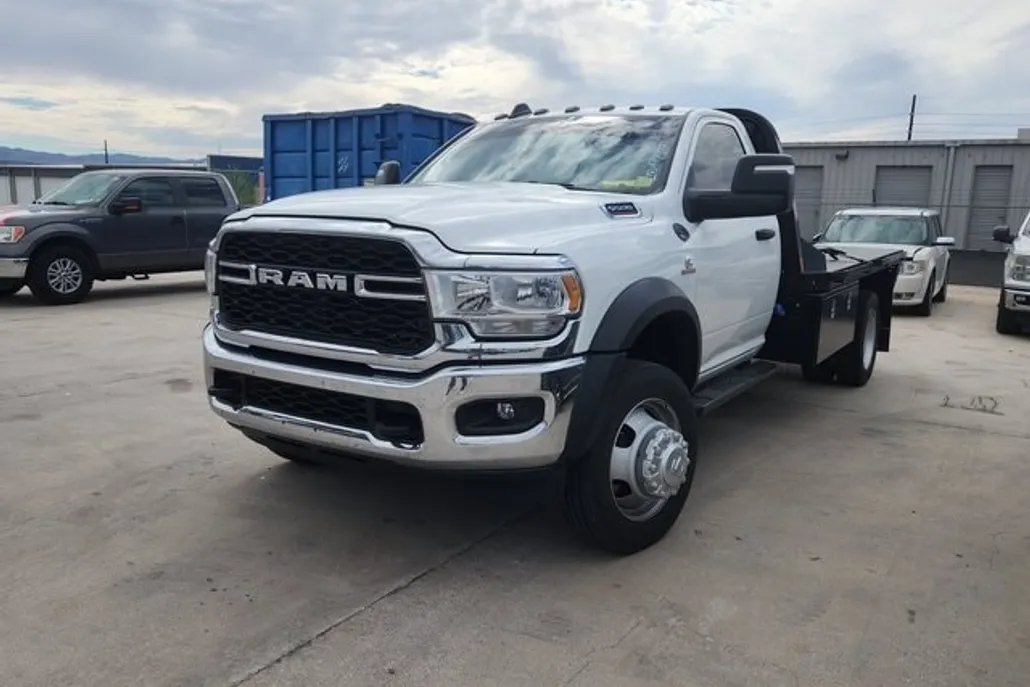 2023 Ram 5500 Tradesman SLT photo 1