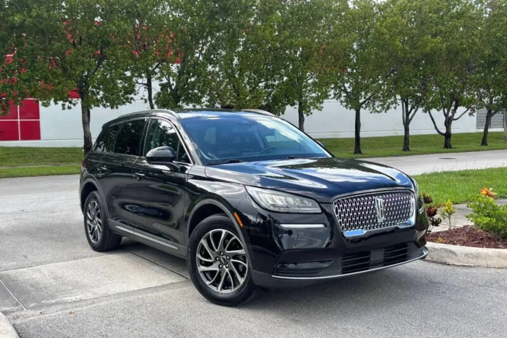 2020 Lincoln Corsair Standard photo 1