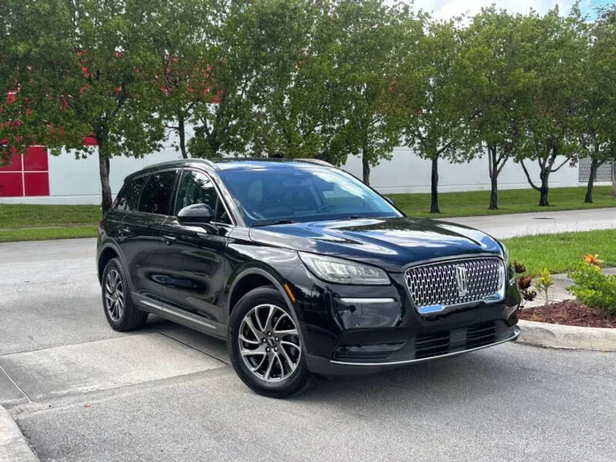 2020 Lincoln Corsair Standard photo 1