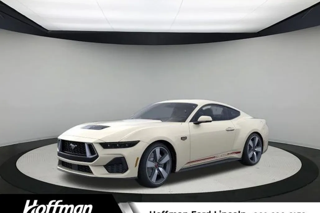 2025 Ford Mustang GT Premium photo 1