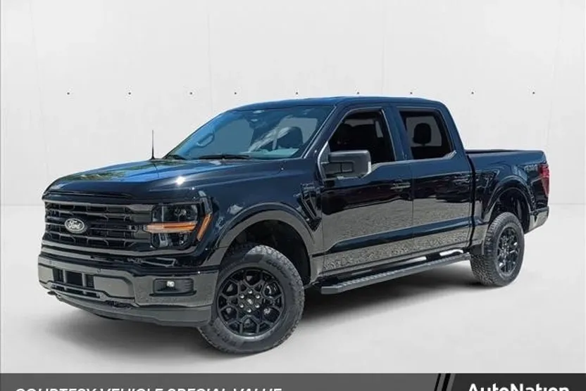 2025 Ford F-150 XLT photo 1