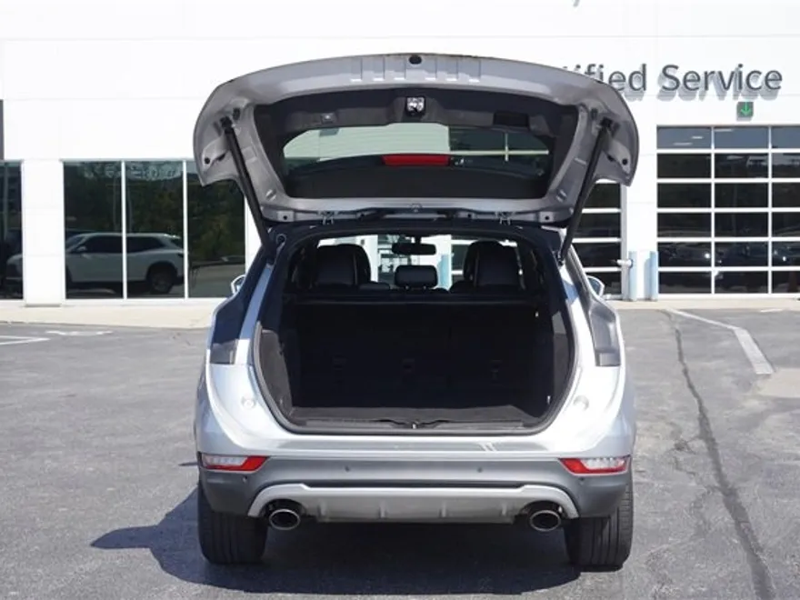 2016 Lincoln MKC Select photo 1