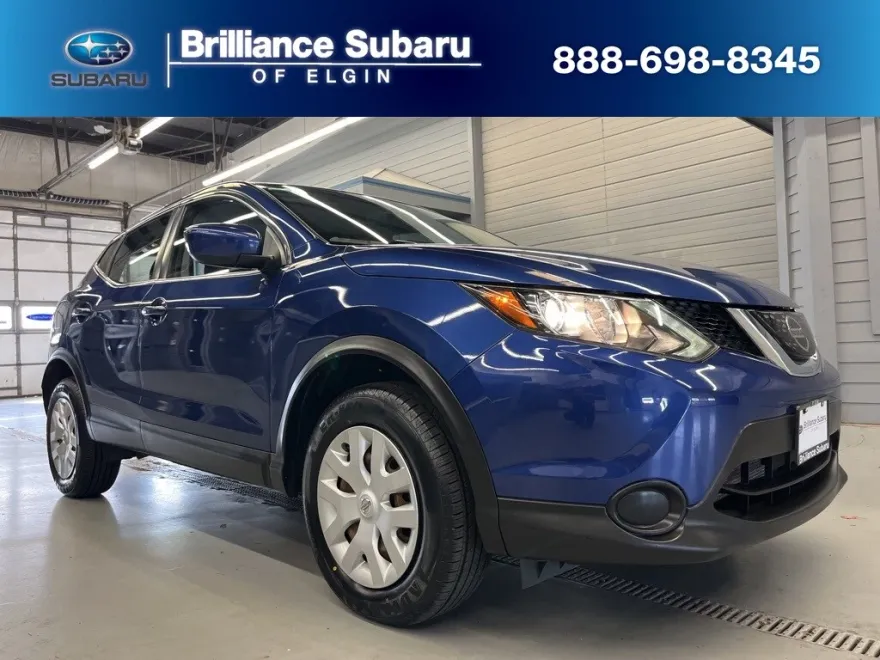2018 Nissan Rogue Sport S photo 1