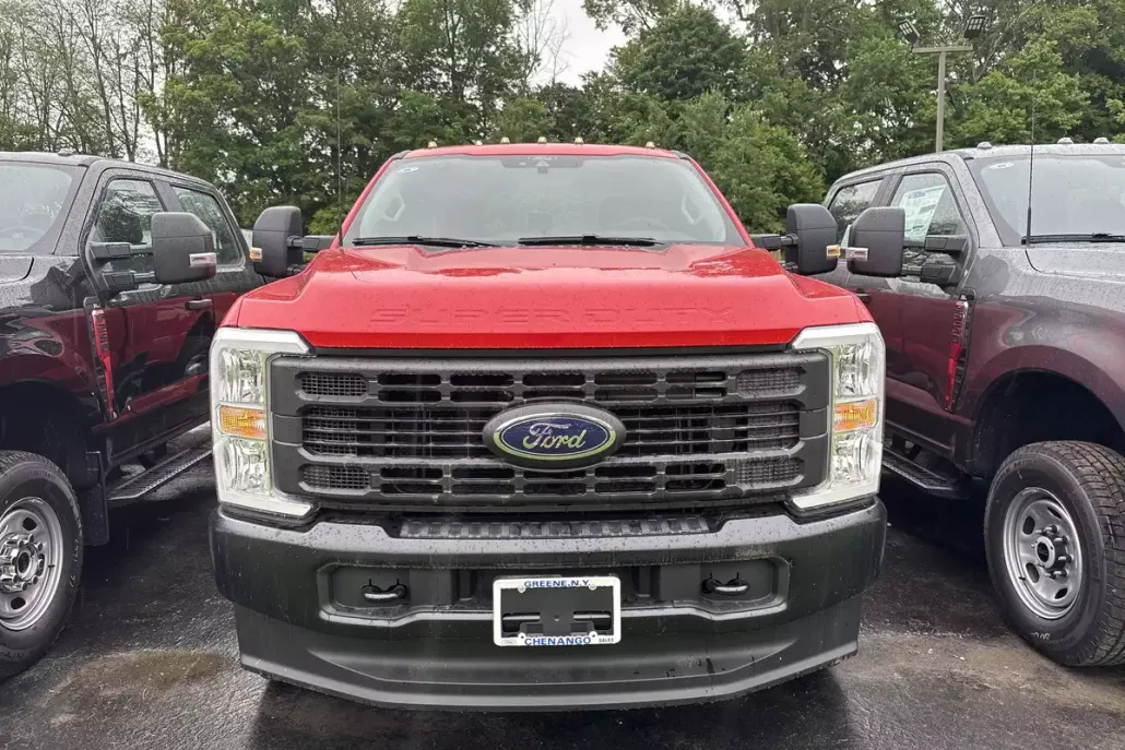 2025 Ford F-350 XL photo 1