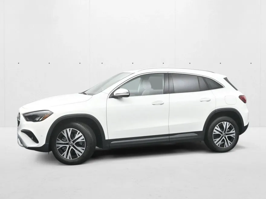 2025 Mercedes Benz GLA 250 4MATIC photo 1