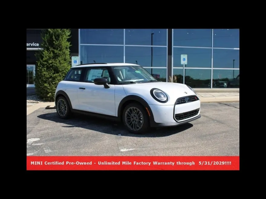 2025 Mini Cooper 2 Door Hardtop Signature photo 1