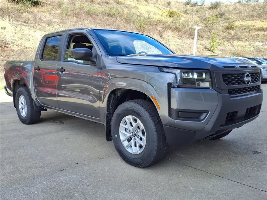 2026 Nissan Frontier S photo 1