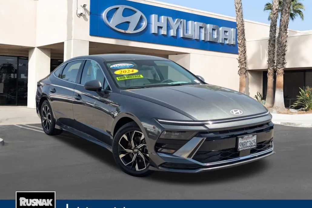 2024 Hyundai Sonata SEL photo 1