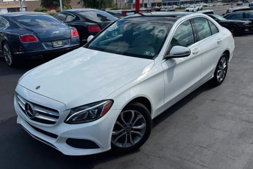 2018 Mercedes Benz C 300 4MATIC photo 1