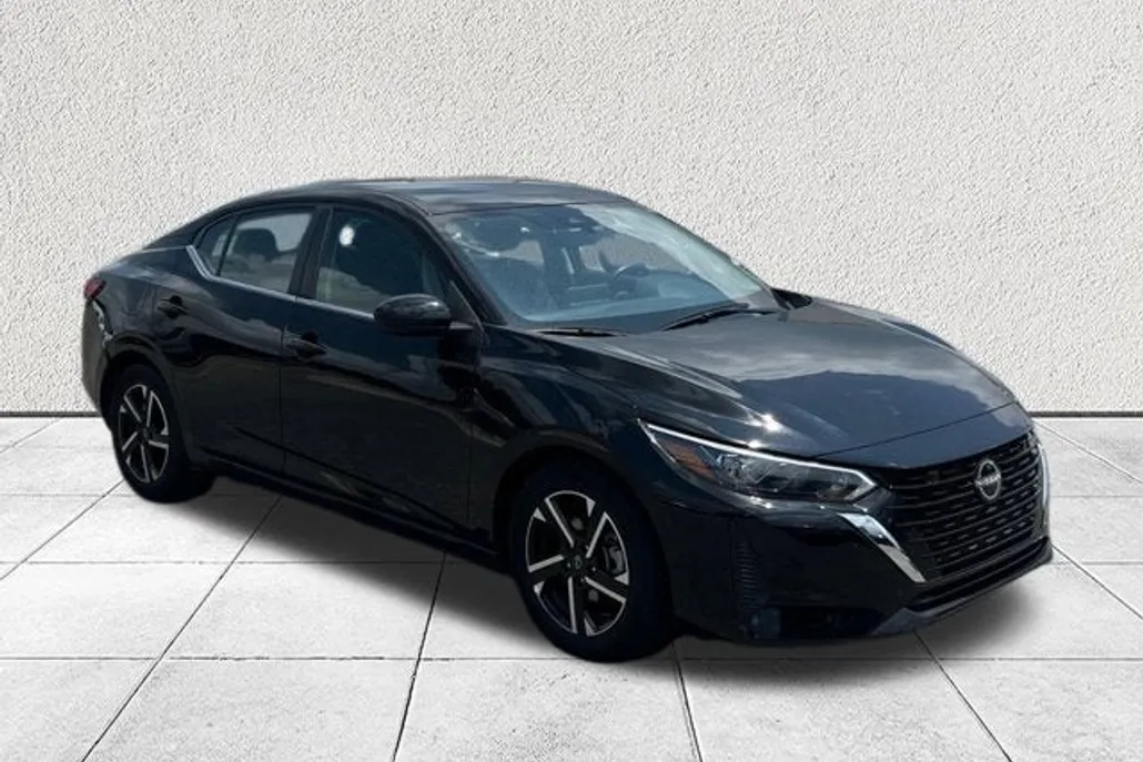 2024 Nissan Sentra SV photo 1