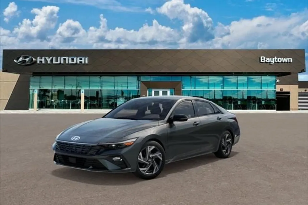 2025 Hyundai Elantra SEL Sport photo 1
