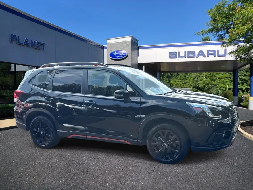 2024 Subaru Forester Sport photo 1