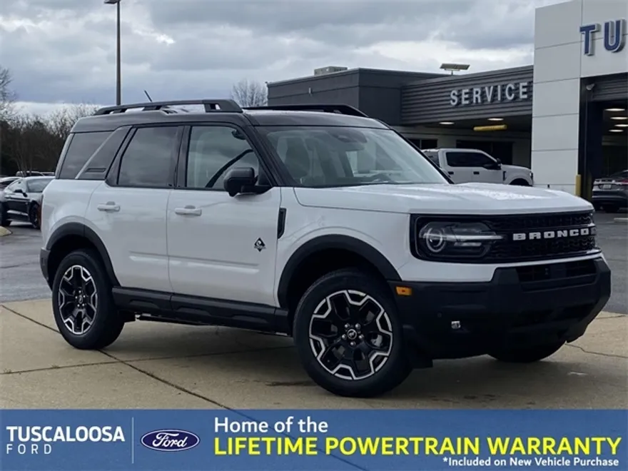 2025 Ford Bronco Sport Outer Banks photo 1