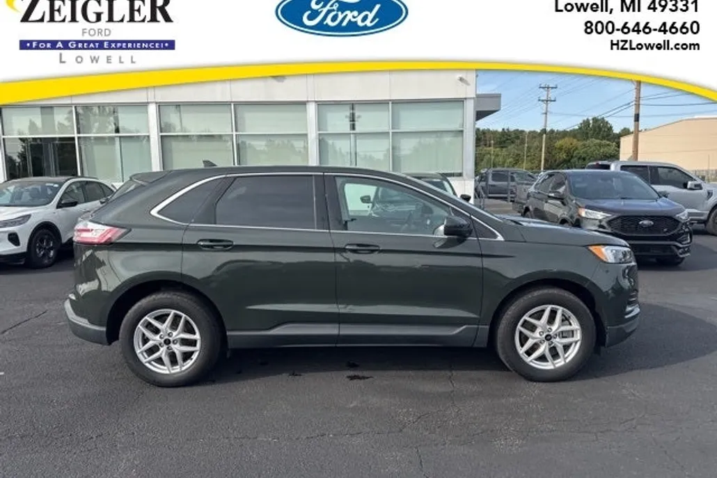 2023 Ford Edge SEL photo 1