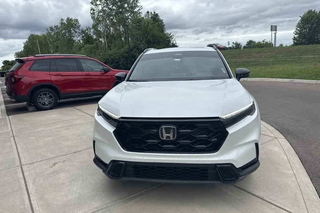 2024 Honda CR-V Hybrid Sport photo 1