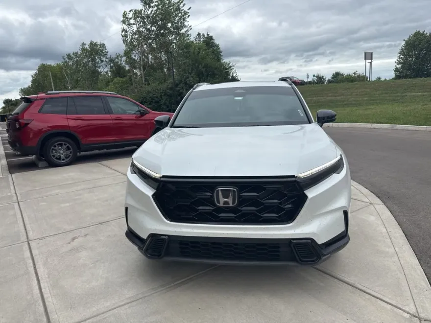 2024 Honda CR-V Hybrid Sport photo 1