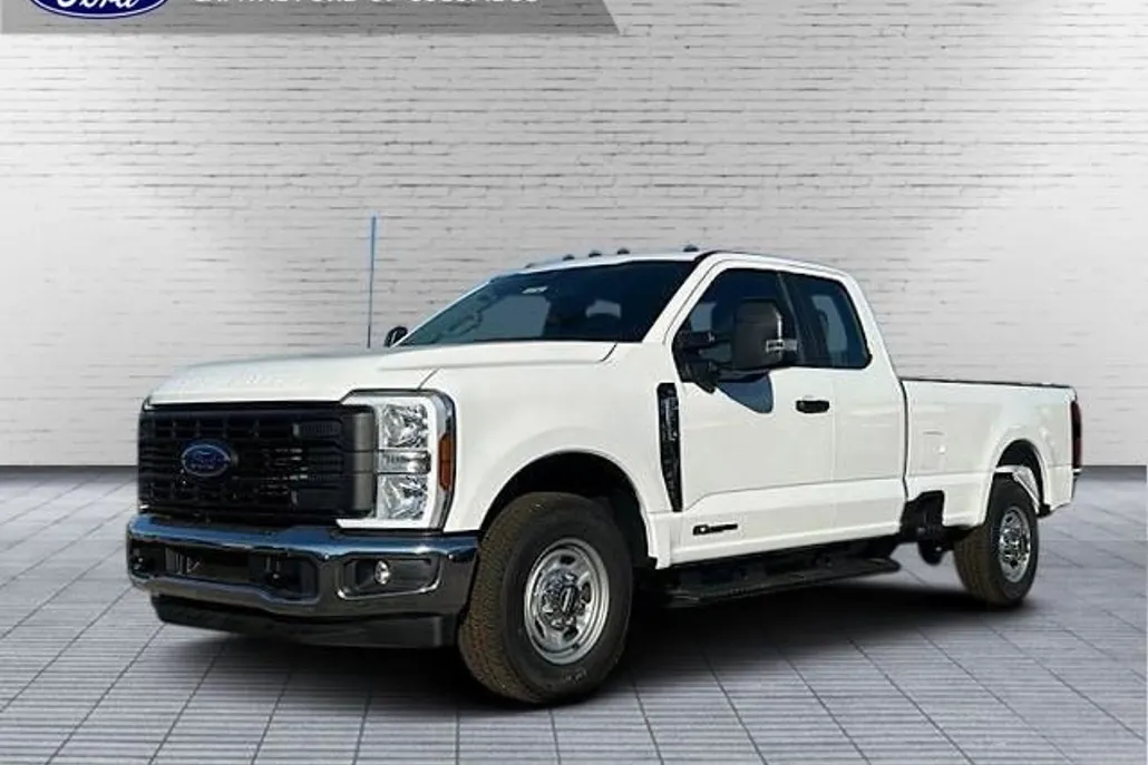 2024 Ford F-350 XL photo 1