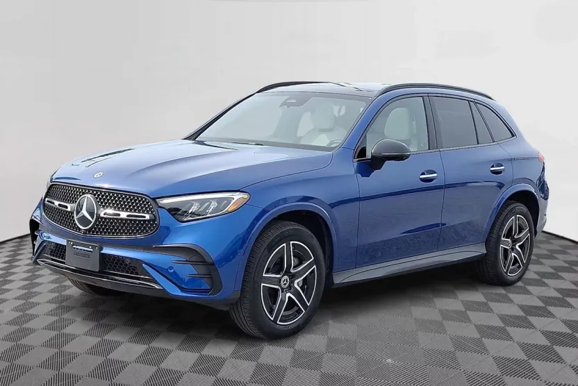 2025 Mercedes Benz GLC 300 4MATIC photo 1