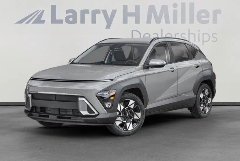 2025 Hyundai Kona SEL photo 1