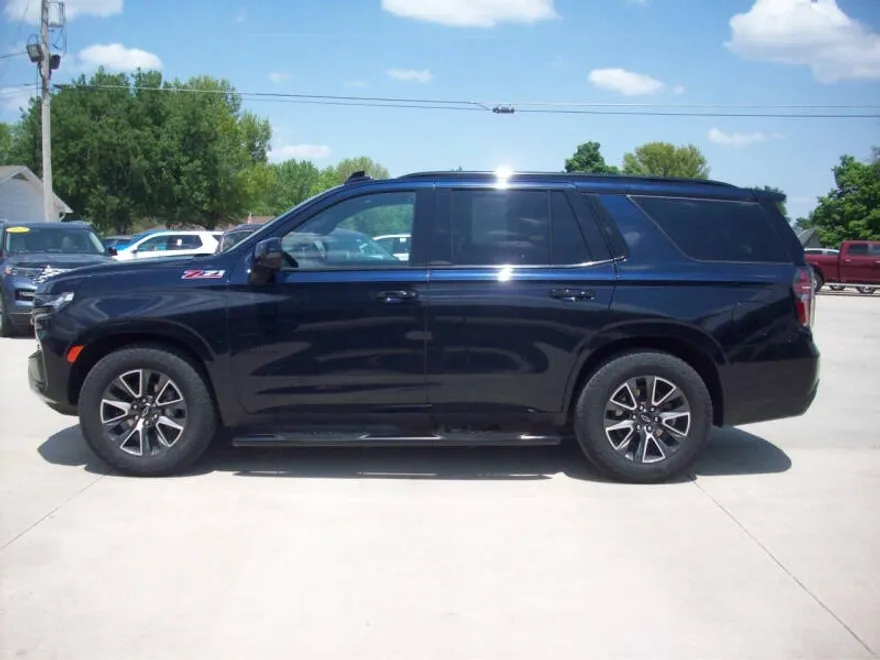 2024 Chevrolet Tahoe Z71 photo 1