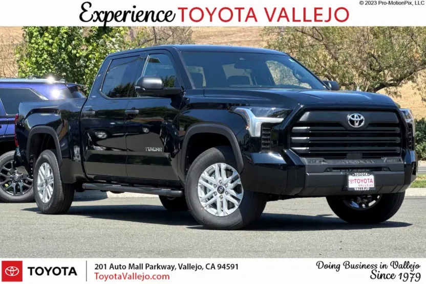 2026 Toyota Tundra SR5 photo 1