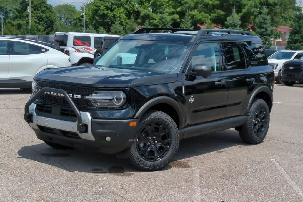 2025 Ford Bronco Sport Outer Banks photo 1