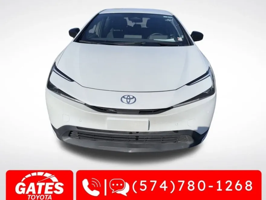 2024 Toyota Prius LE photo 1