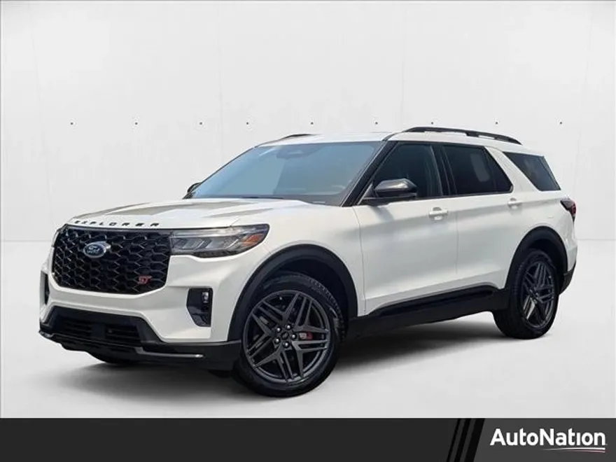 2025 Ford Explorer ST photo 1