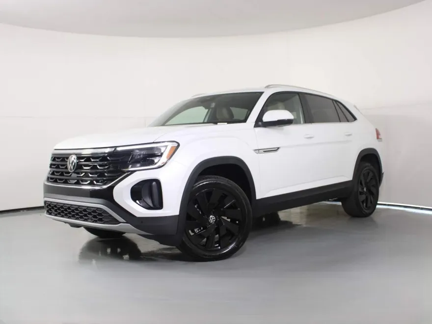 2026 Volkswagen Atlas Cross Sport SE Technology photo 1