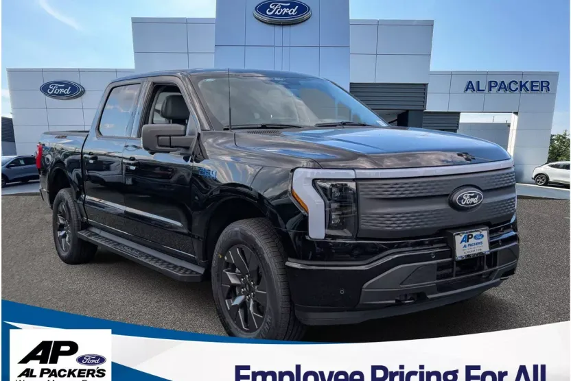 2025 Ford F-150 Lightning photo 1